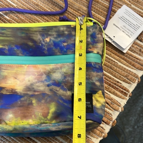 NWOT Michael Kors, Black Logo, Jet Set Camera Shoulder Bag - Picture 9 of 16